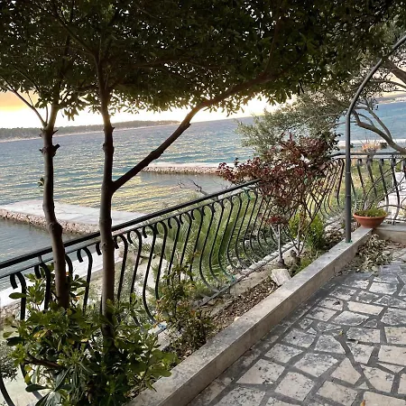 Apartament Miranda On The Barbat na Rabu