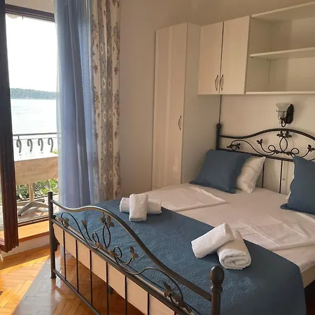 Miranda On The * Barbat na Rabu